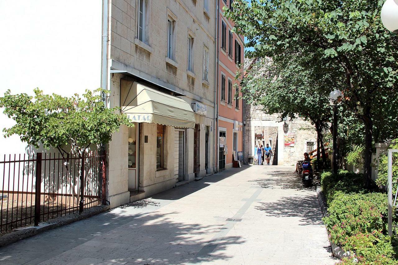 Apartment Mimica-Croatia , Omis , Center Exteriör bild