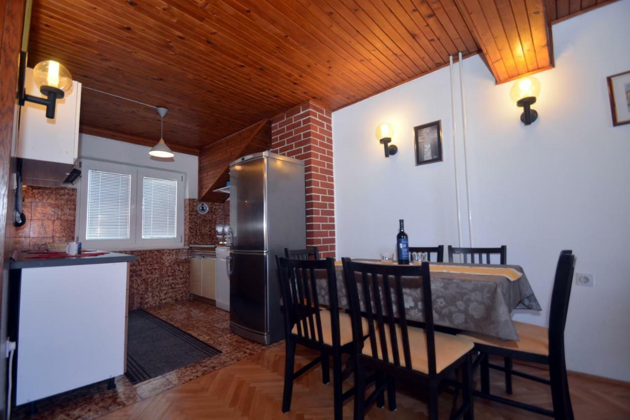 Apartment Mimica-Croatia , Omis , Center Exteriör bild