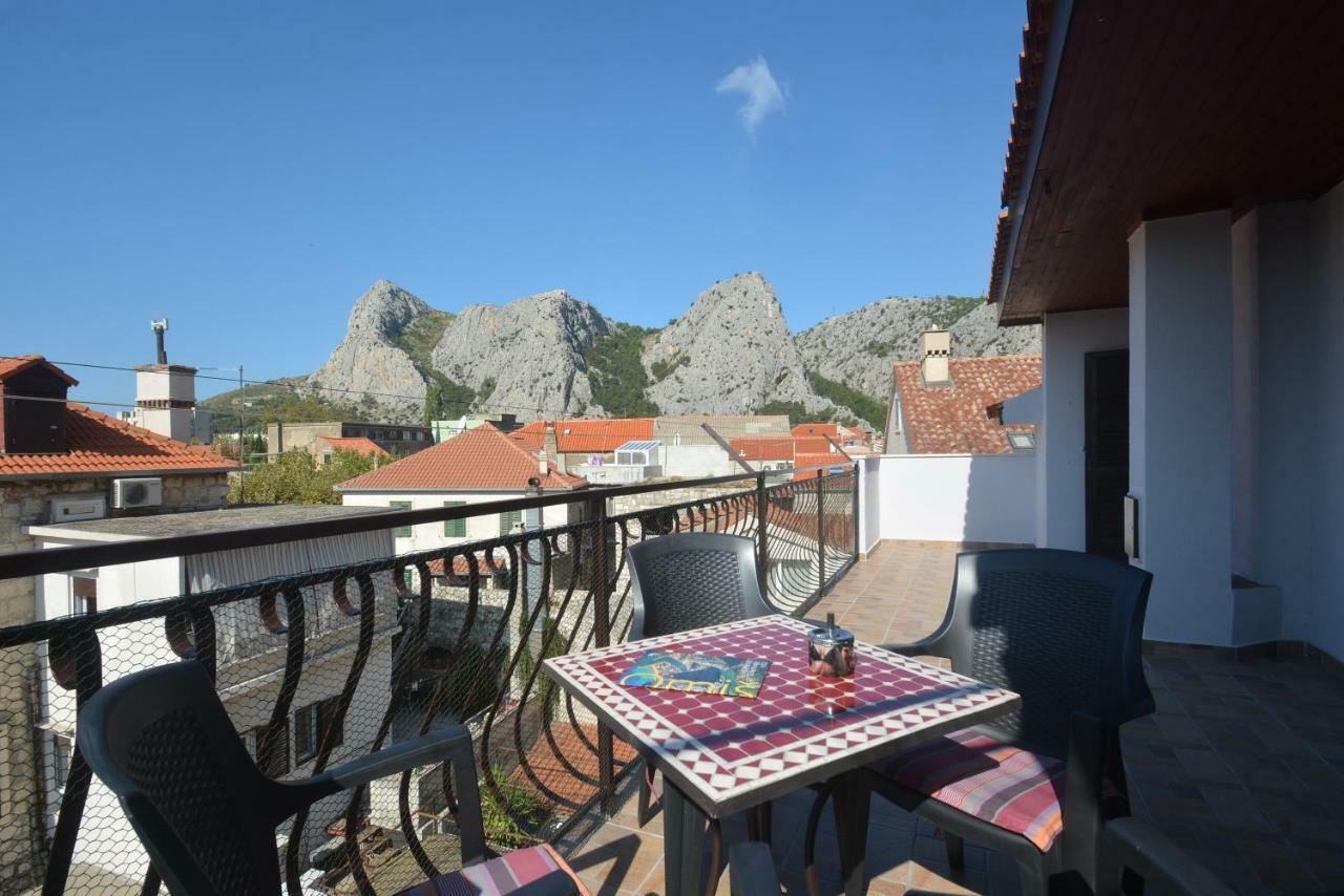 Apartment Mimica-Croatia , Omis , Center Exteriör bild