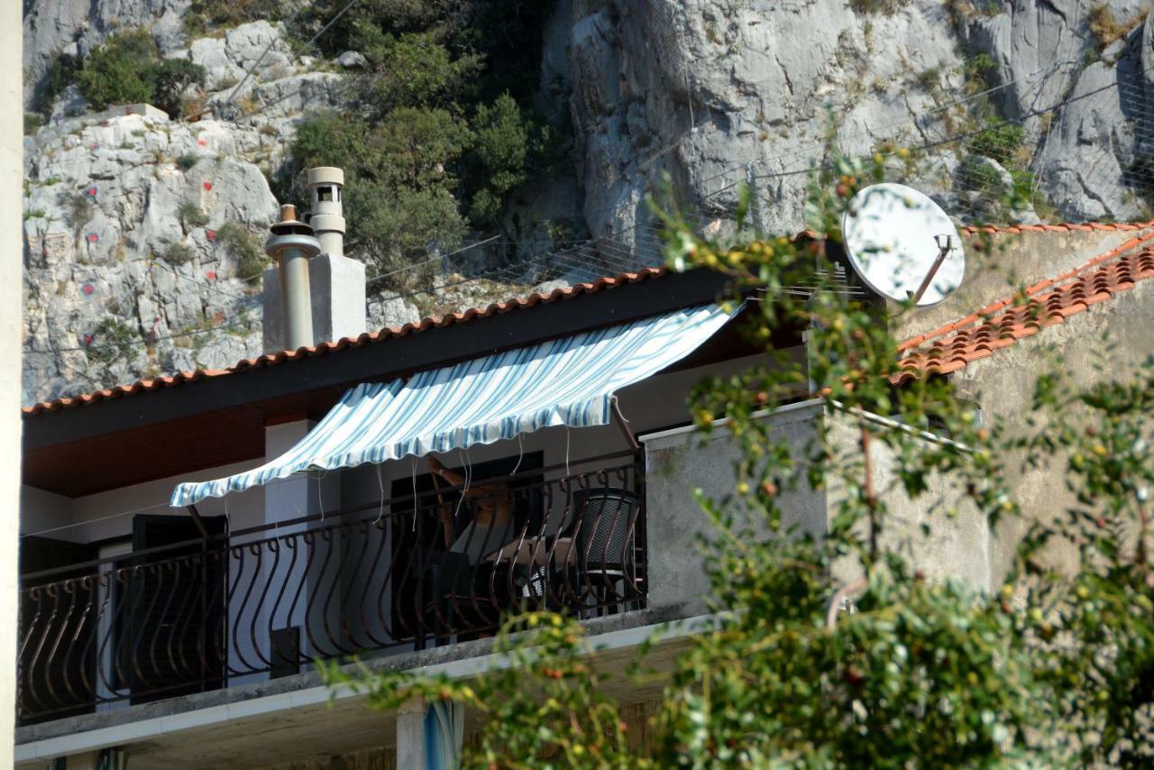 Apartment Mimica-Croatia , Omis , Center Exteriör bild