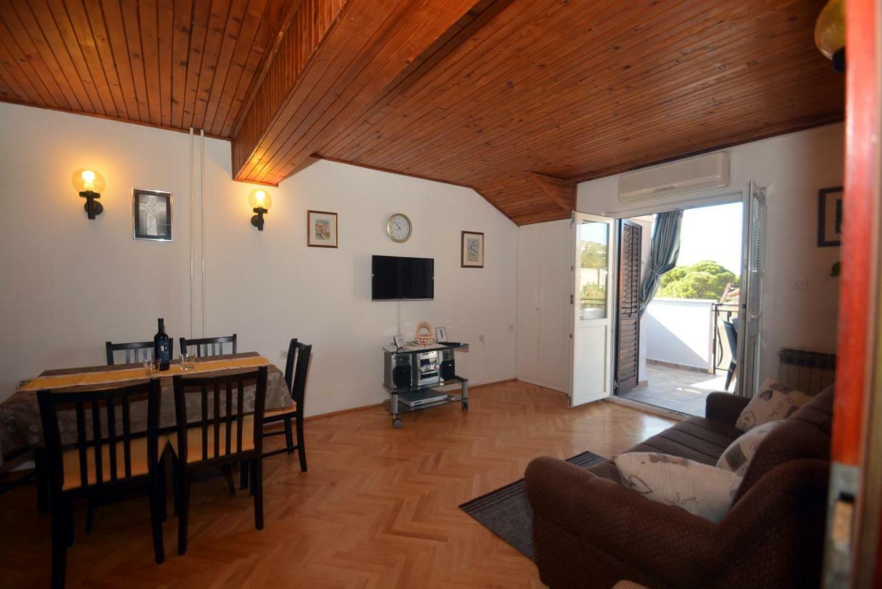 Apartment Mimica-Croatia , Omis , Center Exteriör bild