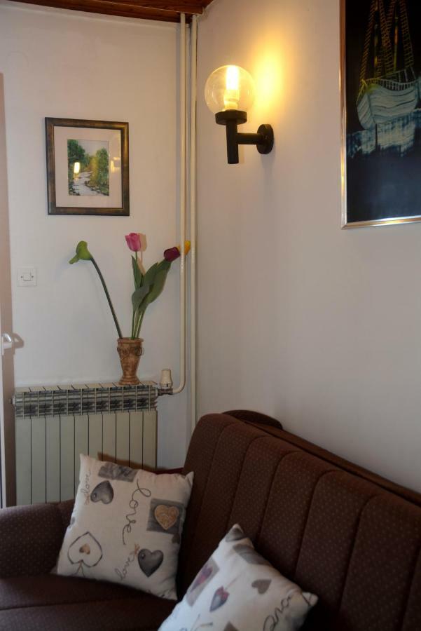 Apartment Mimica-Croatia , Omis , Center Exteriör bild