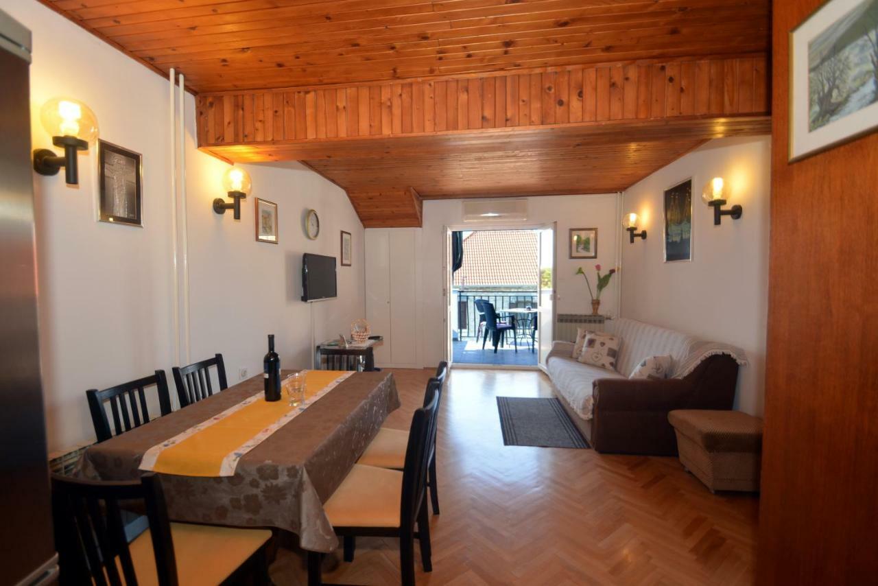 Apartment Mimica-Croatia , Omis , Center Exteriör bild